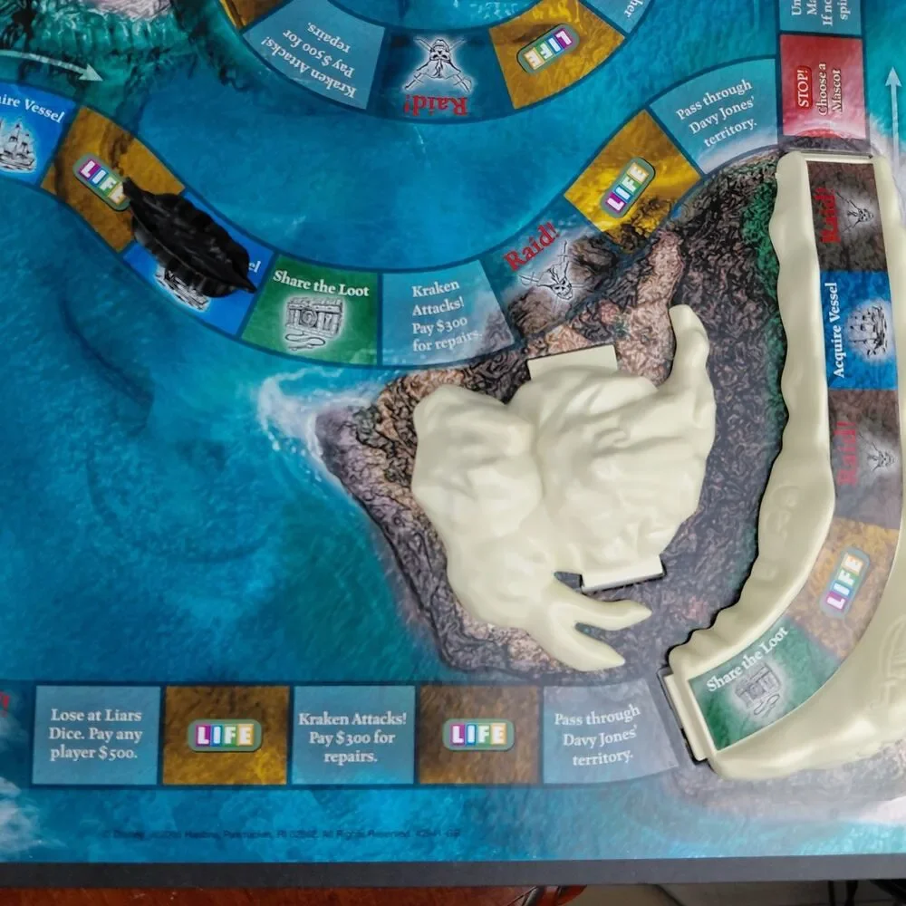 Game of Life Pirates of the Caribbean Dead Man's Chest 2005 Board Game Complete